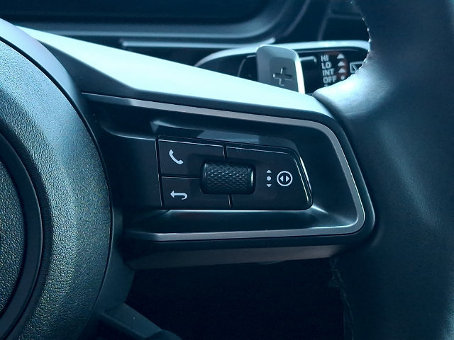 Certified 2024 Porsche Cayenne AWD/4WD image 26