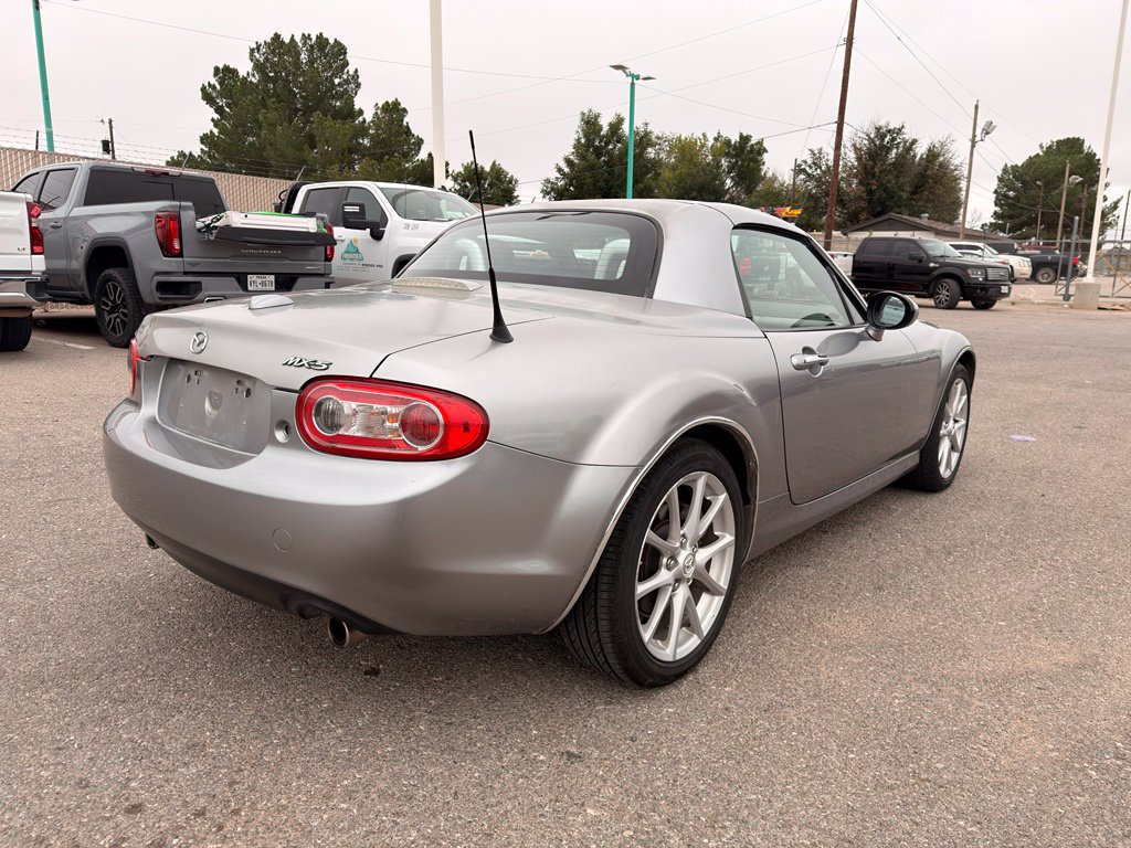 Used 2011 MAZDA MX-5 Miata Grand Touring w/ Premium Pkg RWD image 3