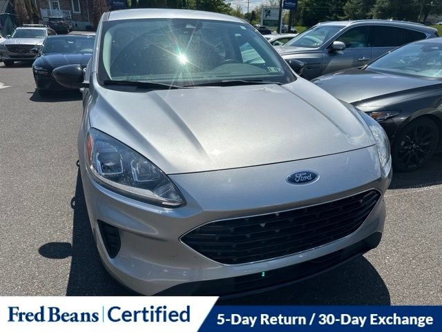 Used 2022 Ford Escape SE w/ SE Sport Appearance Package AWD/4WD image 15