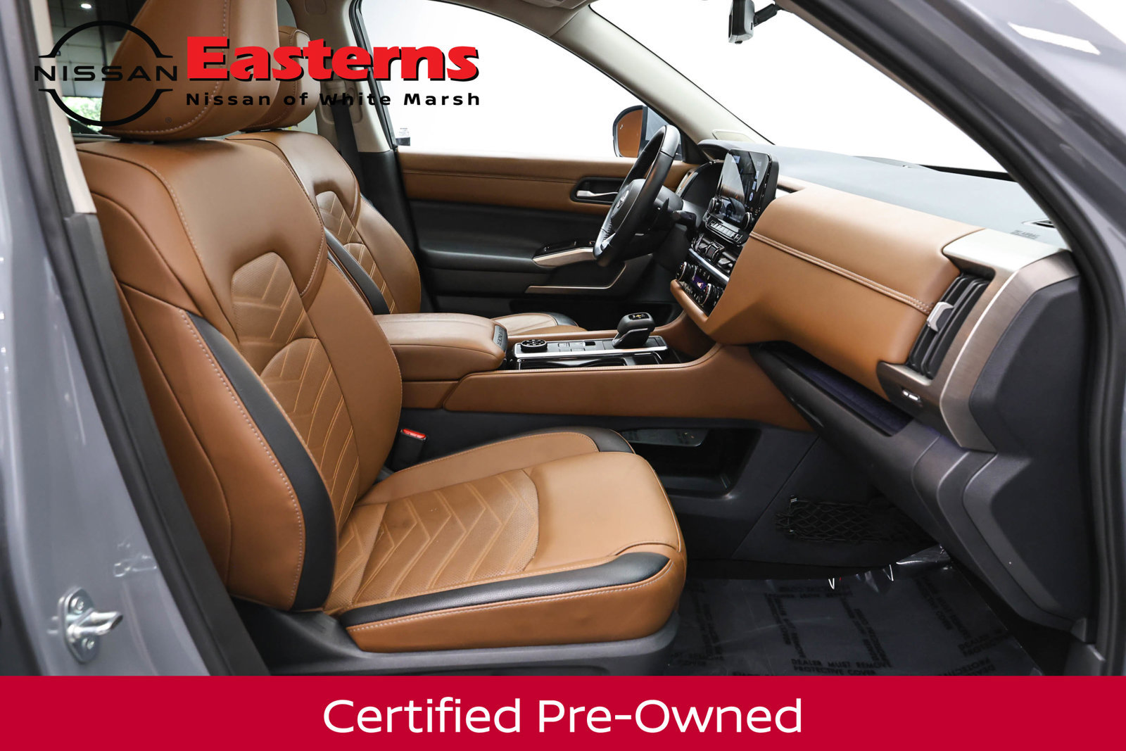 Used 2023 Nissan Pathfinder Platinum w/ Cargo Package AWD/4WD image 24