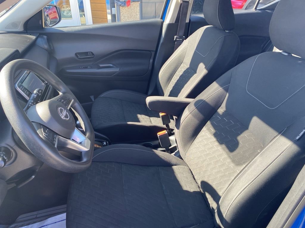 Used 2022 Nissan Kicks S image 17