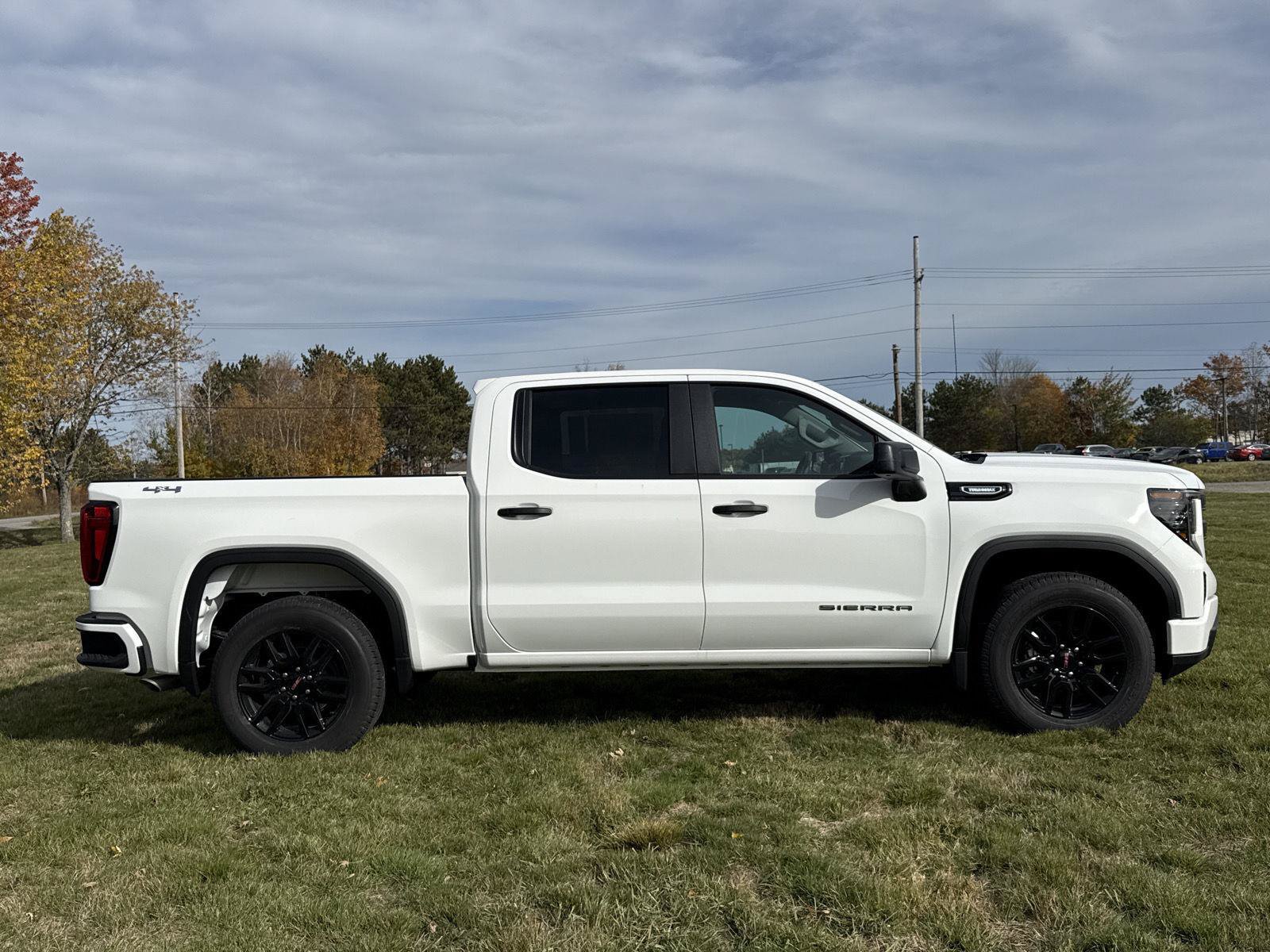 New 2026 GMC Sierra 1500 Pro w/ Graphite Edition AWD/4WD image 7