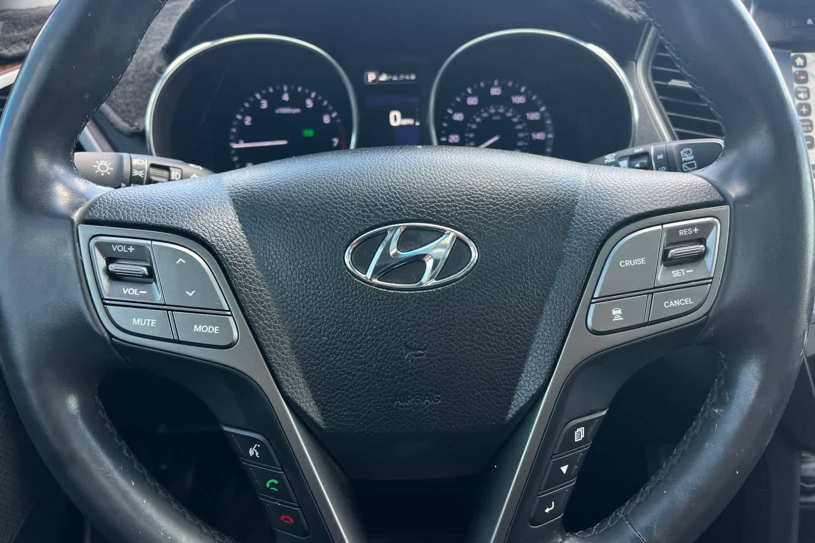 Used 2018 Hyundai Santa Fe Sport w/ 2.0T Ultimate Tech Package 05 FWD image 25