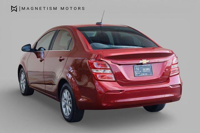 Used 2017 Chevrolet Sonic LT w/ Convenience Package image 9