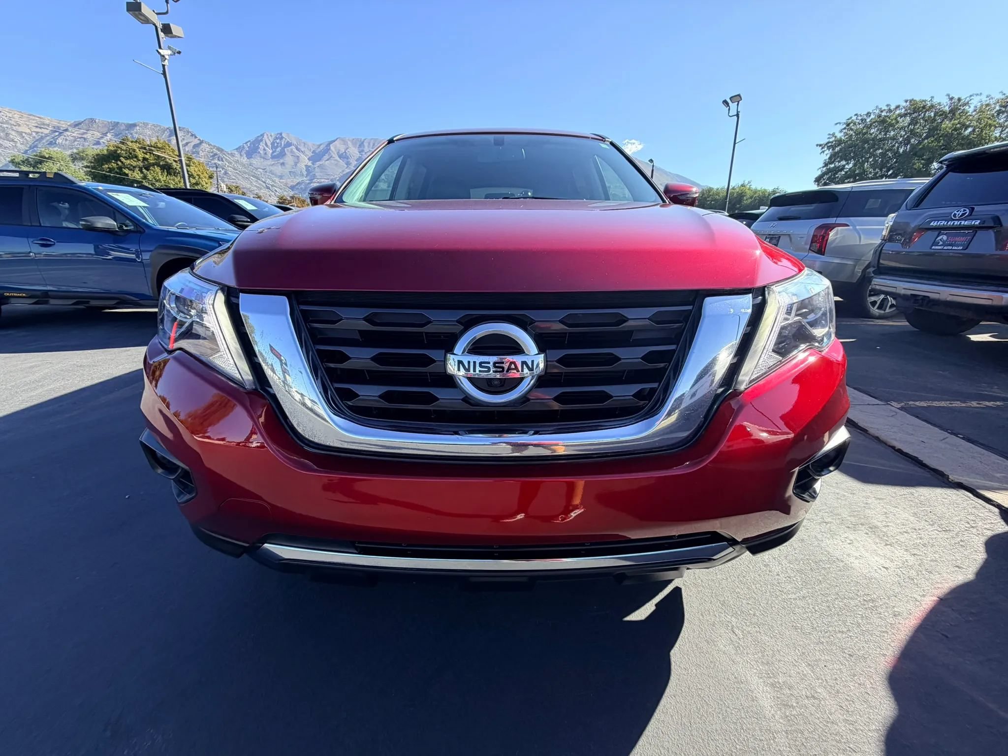 Used 2020 Nissan Pathfinder Platinum w/ Cargo Package AWD/4WD image 9