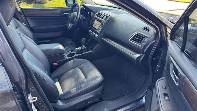 Used 2017 Subaru Outback 3.6R Limited image 8