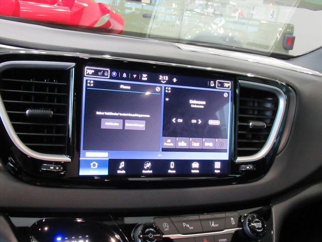 New 2026 Chrysler Voyager LX image 21