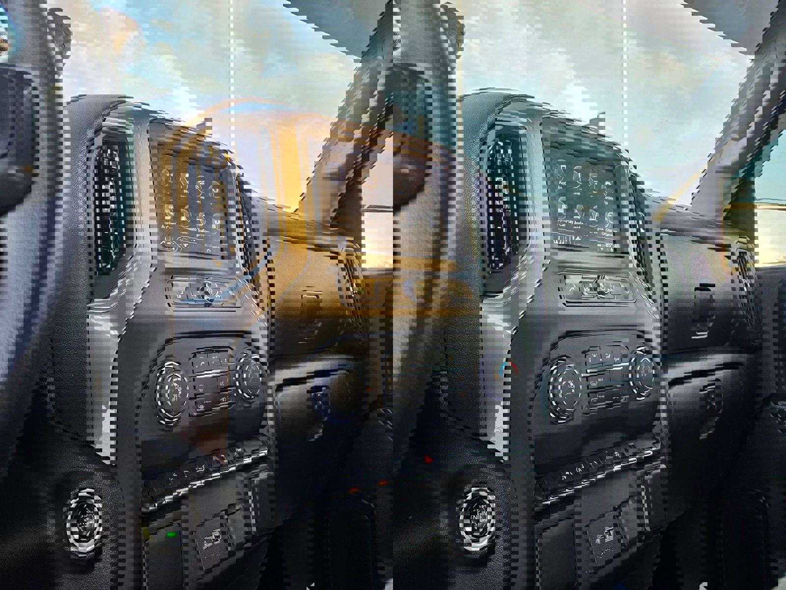 Used 2022 Chevrolet Silverado 1500 Custom RWD image 13