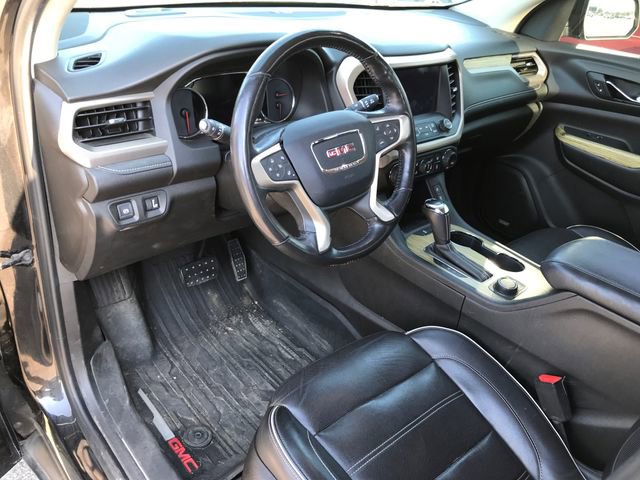 Used 2019 GMC Acadia Denali w/ Technology Package AWD/4WD image 4