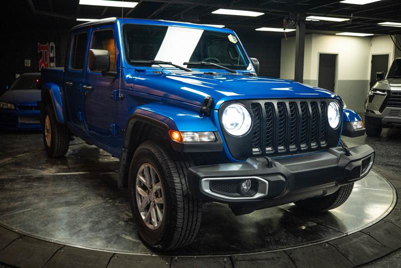 Used 2023 Jeep Gladiator Sport AWD/4WD image 5