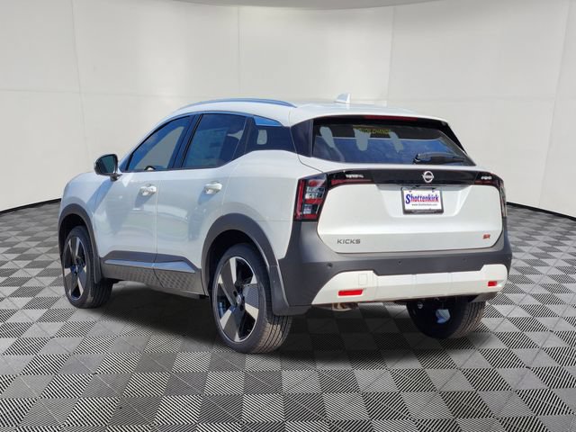 New 2025 Nissan Kicks SR w/ Illumination Package FWD image 3