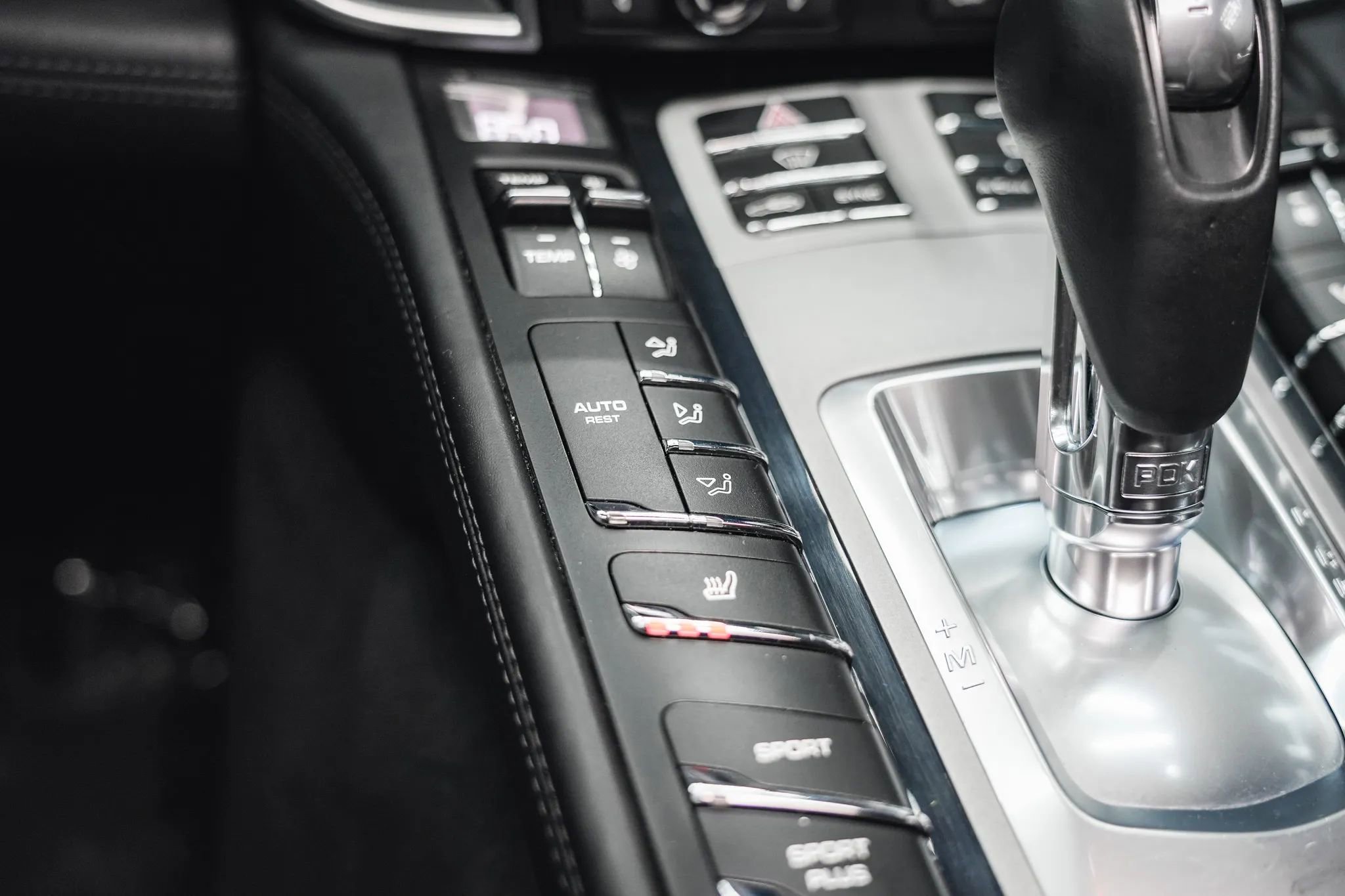 Used 2015 Porsche Panamera GTS w/ Premium Package Plus image 65