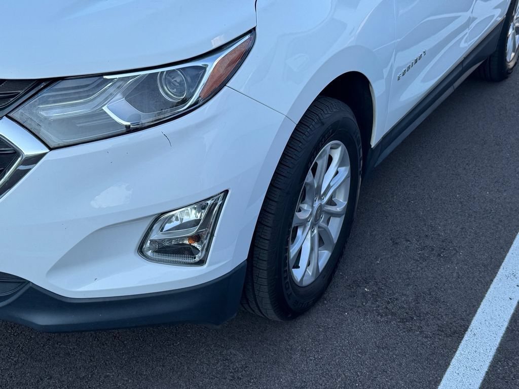 Used 2020 Chevrolet Equinox LT w/ Driver Convenience Package AWD/4WD image 4