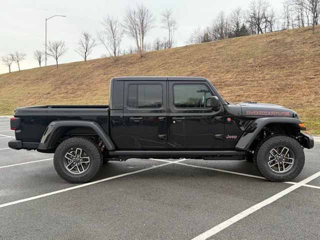 New 2026 Jeep Gladiator Mojave w/ Safety Group AWD/4WD image 9