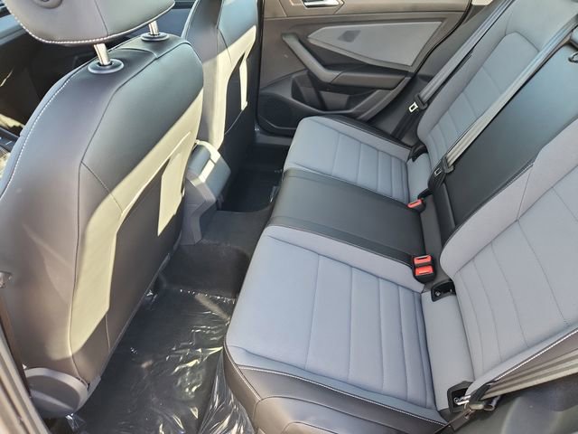 New 2026 Volkswagen Jetta SE image 8