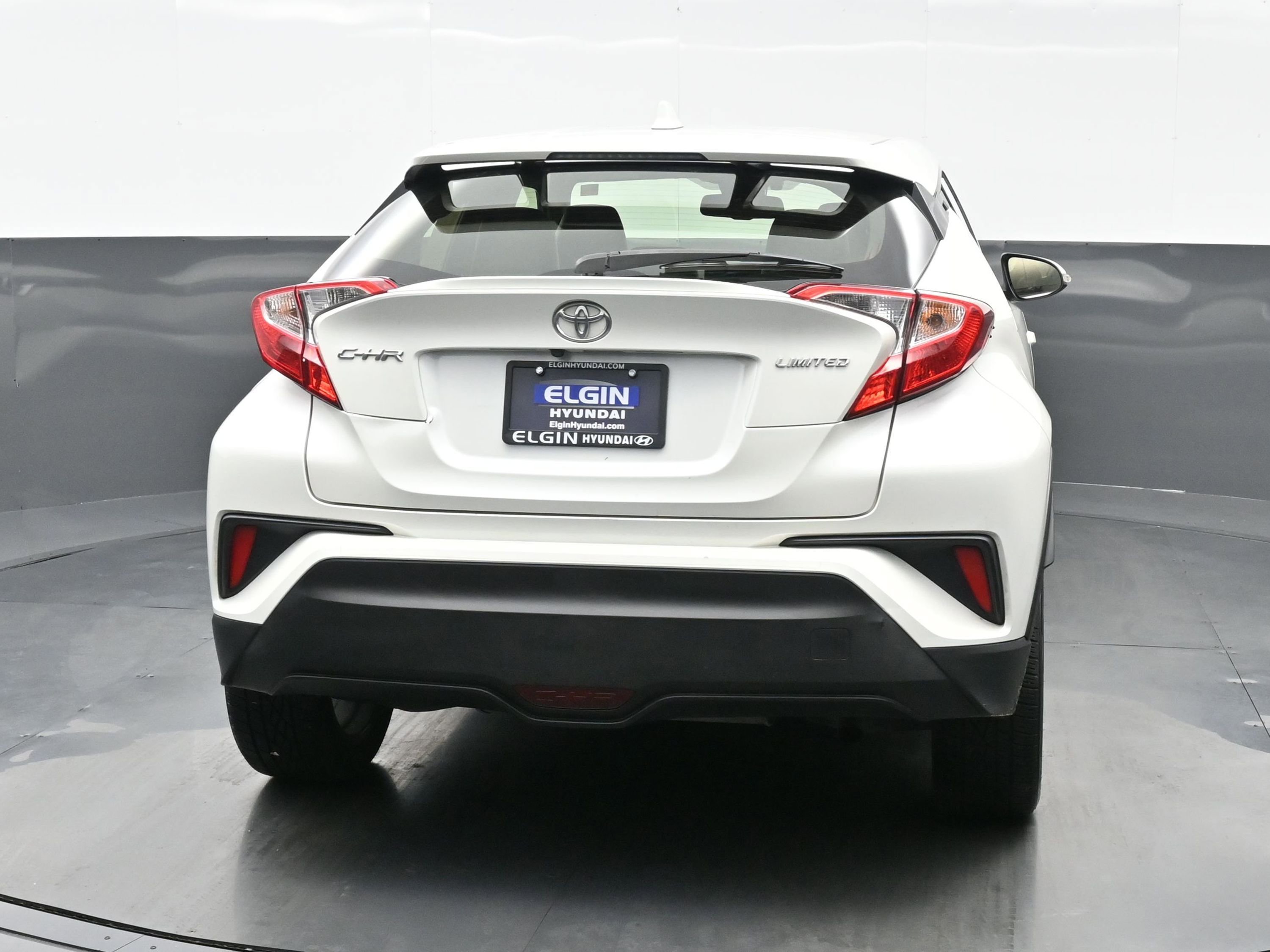 Used 2019 Toyota C-HR Limited image 5
