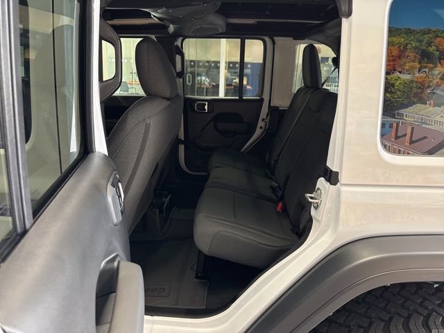New 2025 Jeep Wrangler Willys AWD/4WD image 35
