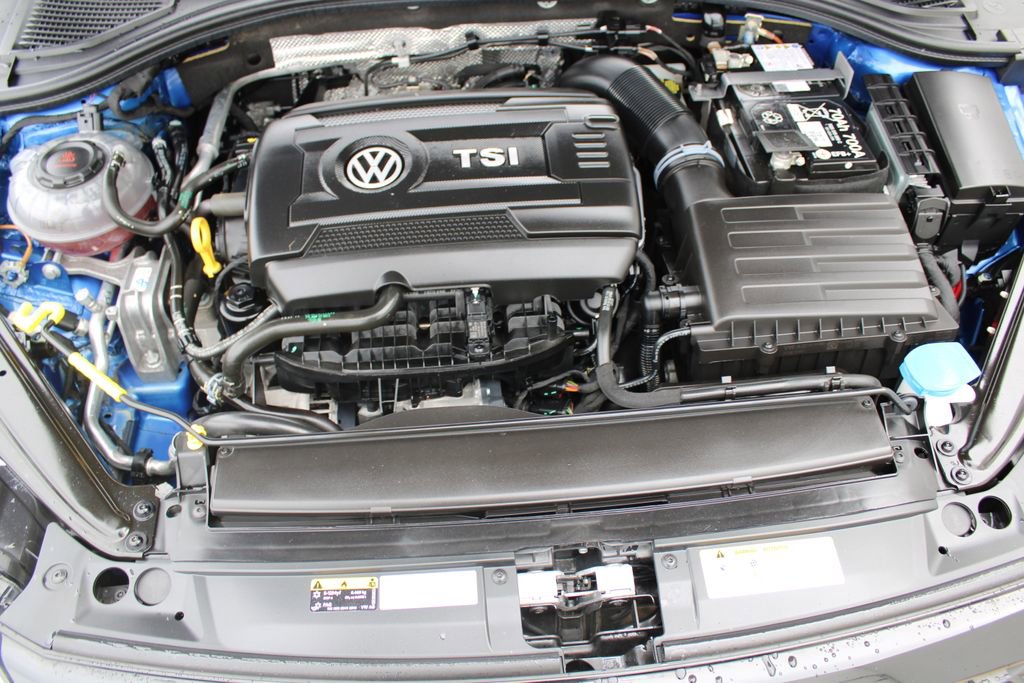 Certified 2024 Volkswagen Jetta GLI 40th Anniversary Edition image 27