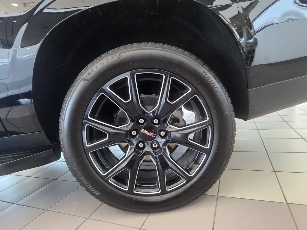 New 2025 GMC Yukon XL Elevation AWD/4WD image 8