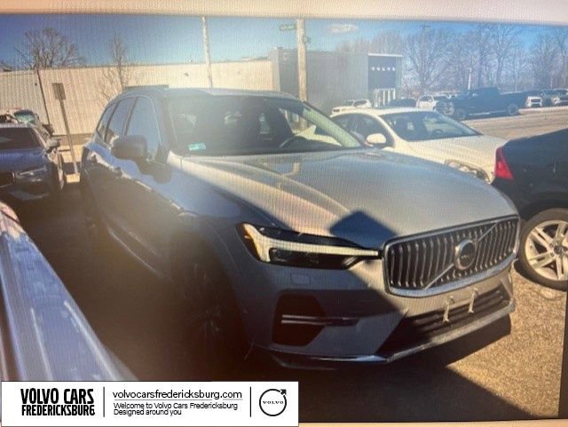 Used 2023 Volvo XC60 B5 Ultimate w/ Climate Package