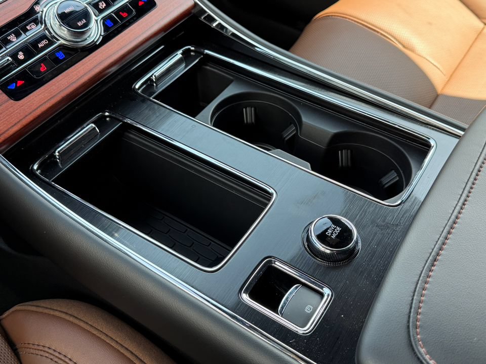 New 2024 Lincoln Aviator Reserve w/ Equipment Group 201A RWD image 25