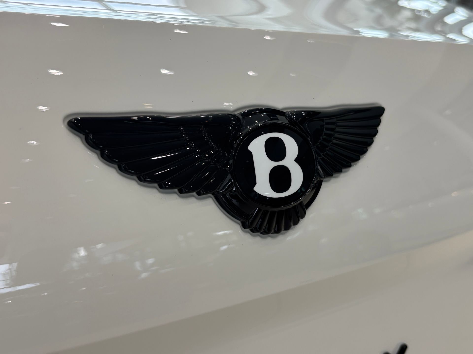 New 2025 Bentley Flying Spur Plug-In Hybrid image 21