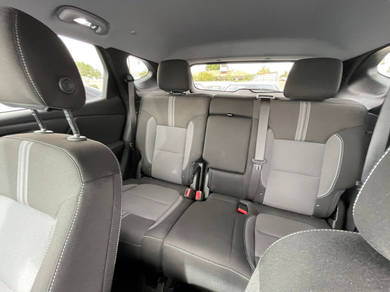 Used 2025 Chevrolet Blazer LT image 40