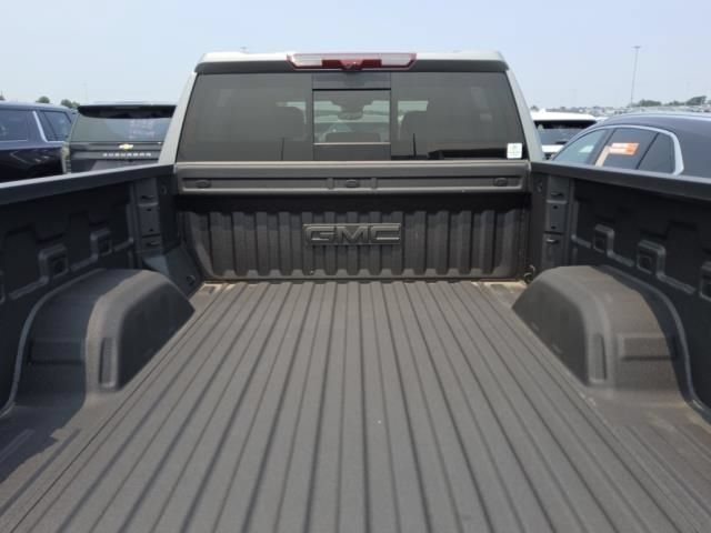 Used 2025 GMC Sierra 1500 Denali AWD/4WD image 7
