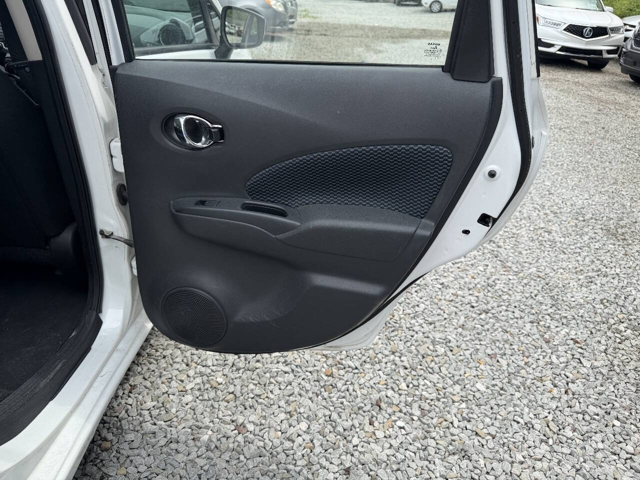 Used 2017 Nissan Versa Note SV w/ SV Appearance Package FWD image 13