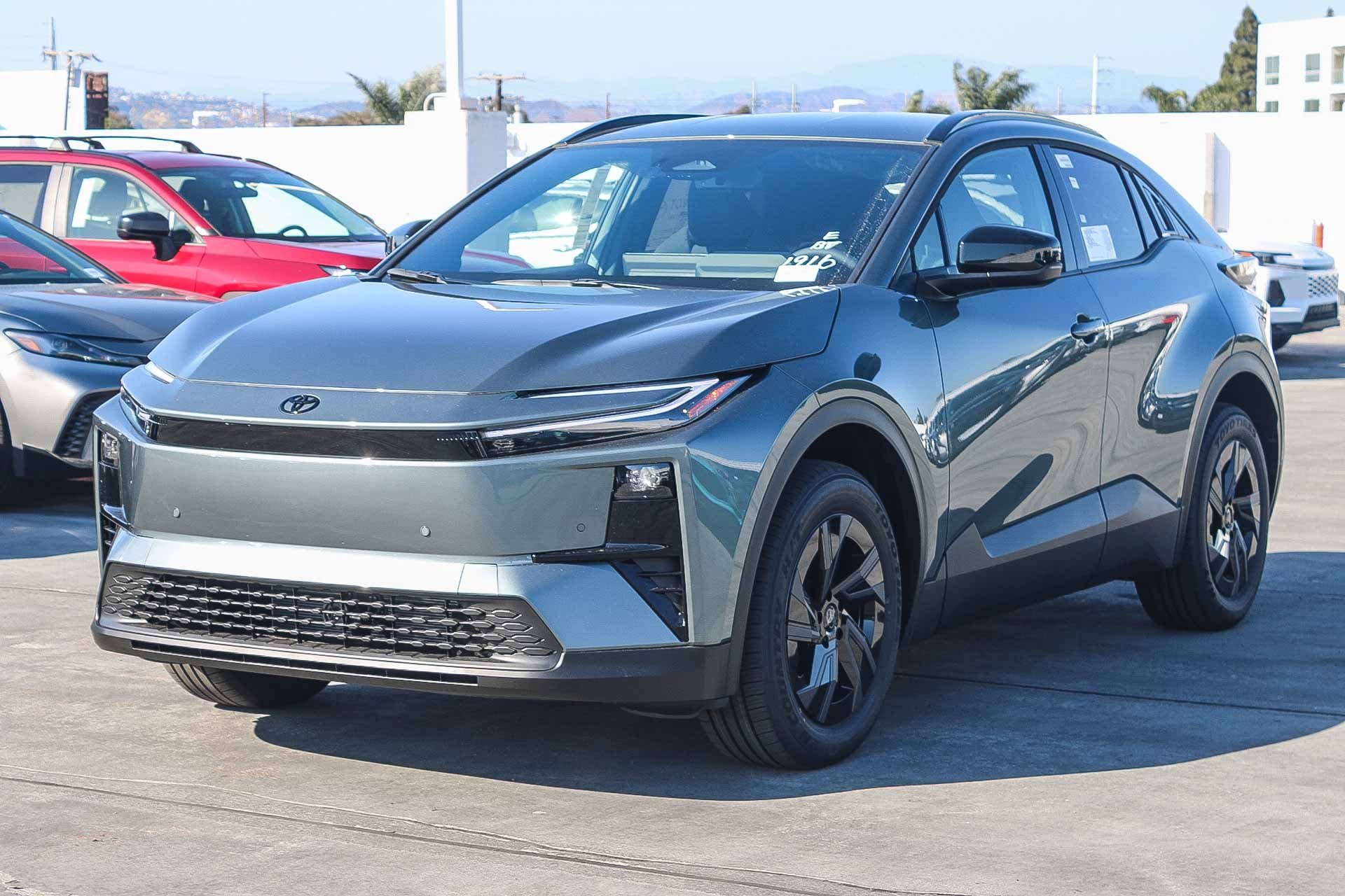 New 2026 Toyota C-HR AWD/4WD image 3