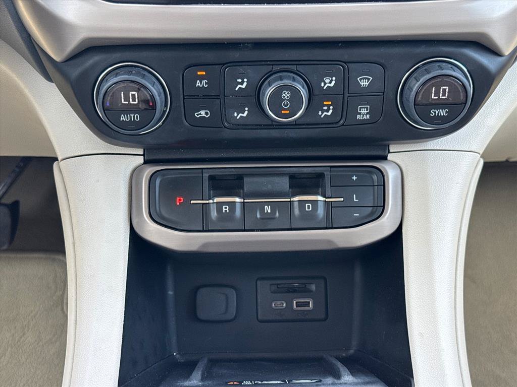 Used 2023 GMC Acadia Denali AWD/4WD image 17
