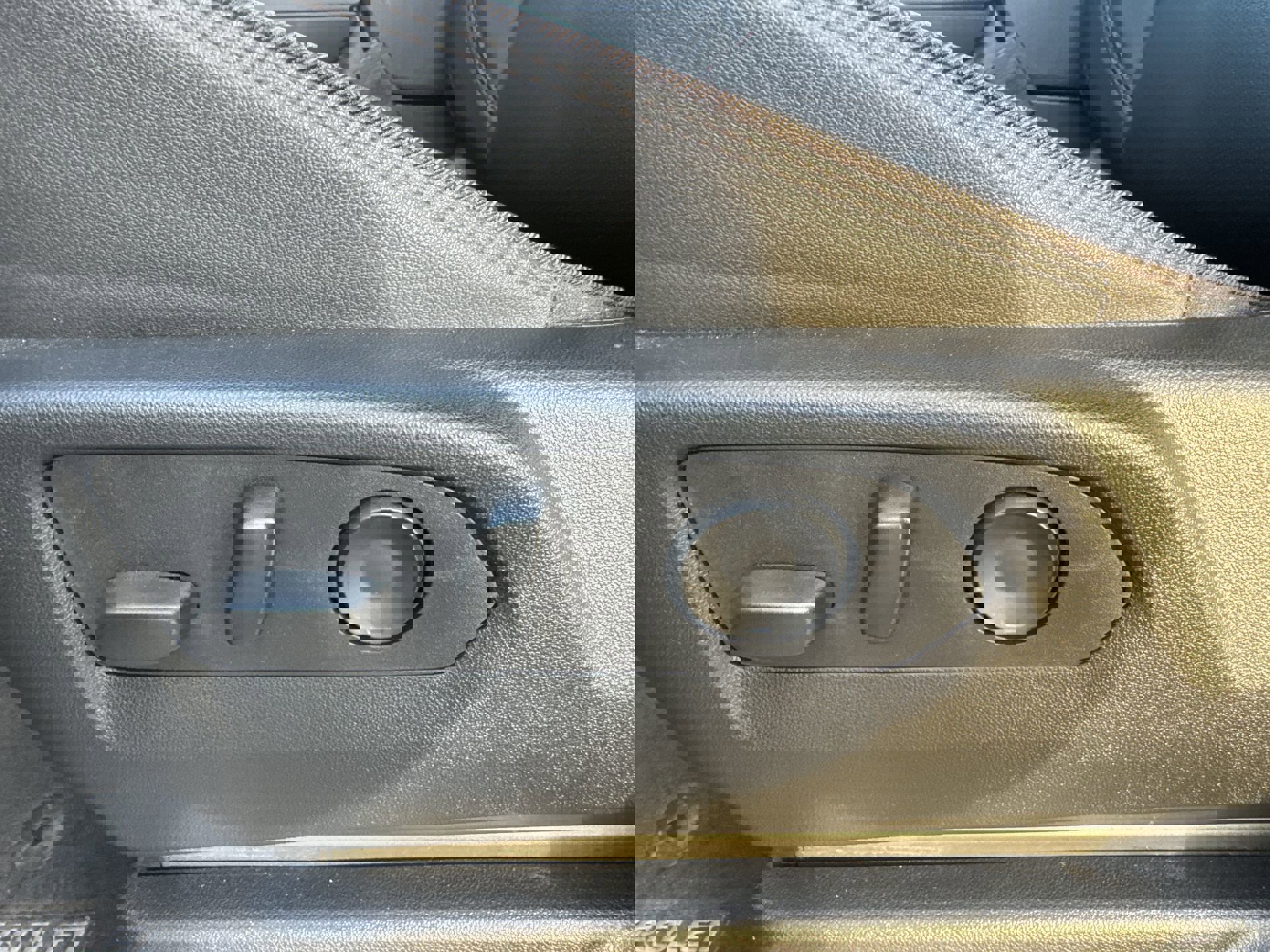 Used 2024 Chevrolet Suburban High Country w/ Advanced Technology Package image 12