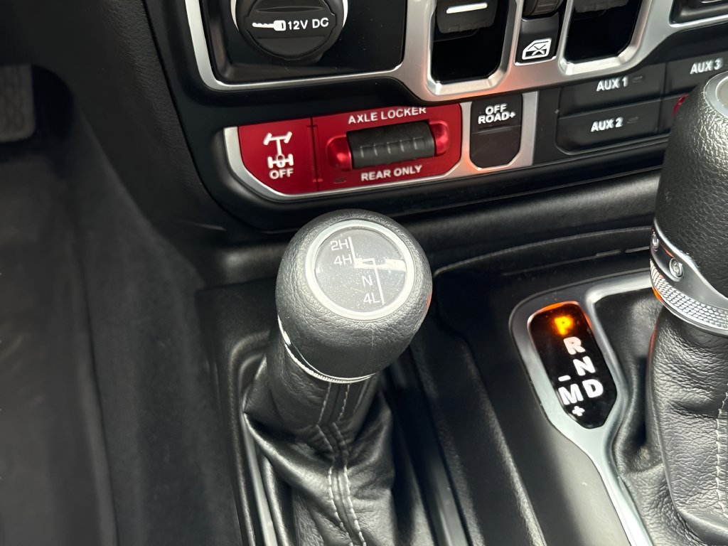Used 2024 Jeep Wrangler Unlimited Sport AWD/4WD image 13