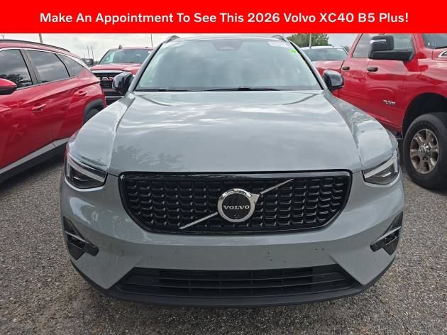 Used 2026 Volvo XC40 B5 Plus AWD/4WD image 2