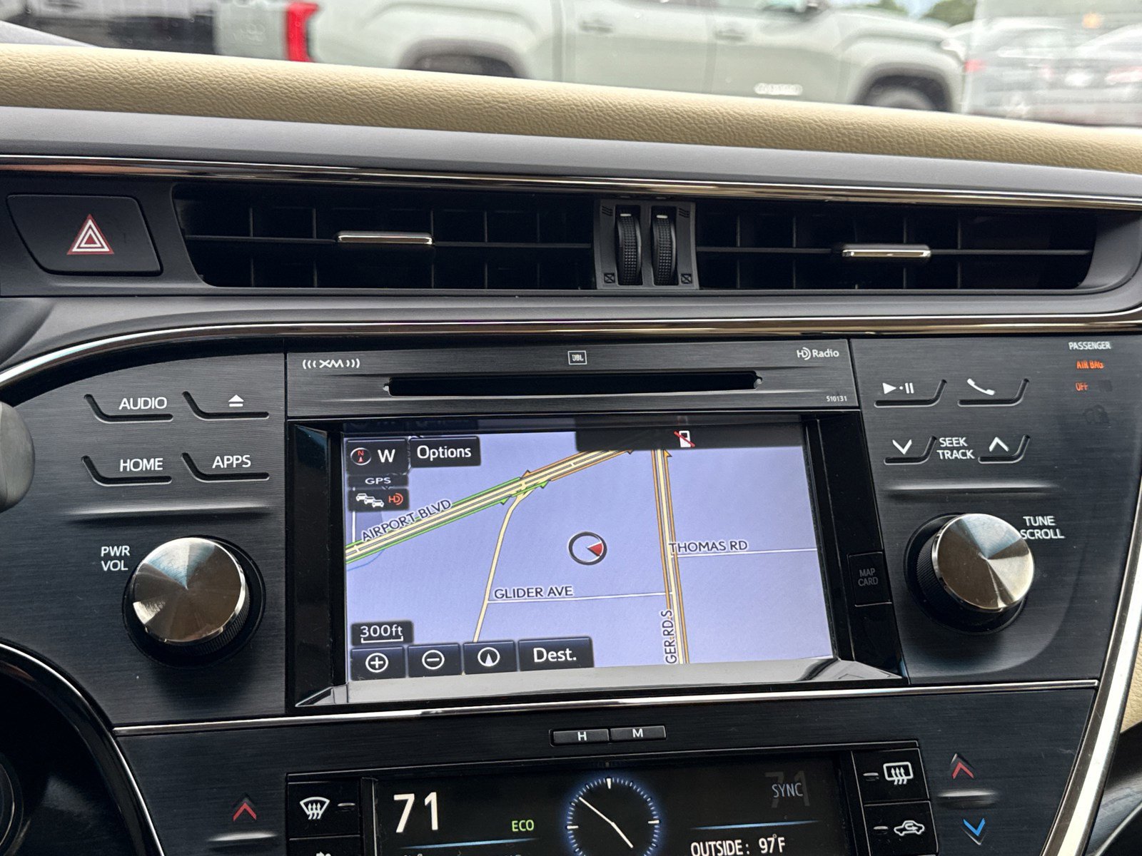 Used 2018 Toyota Avalon Limited w/ All Weather Liner Package FWD image 28