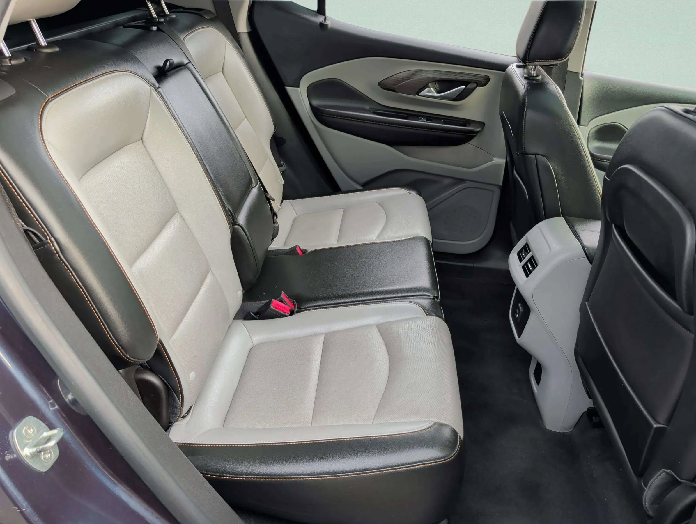 Used 2019 GMC Terrain SLT w/ Infotainment Package II image 18