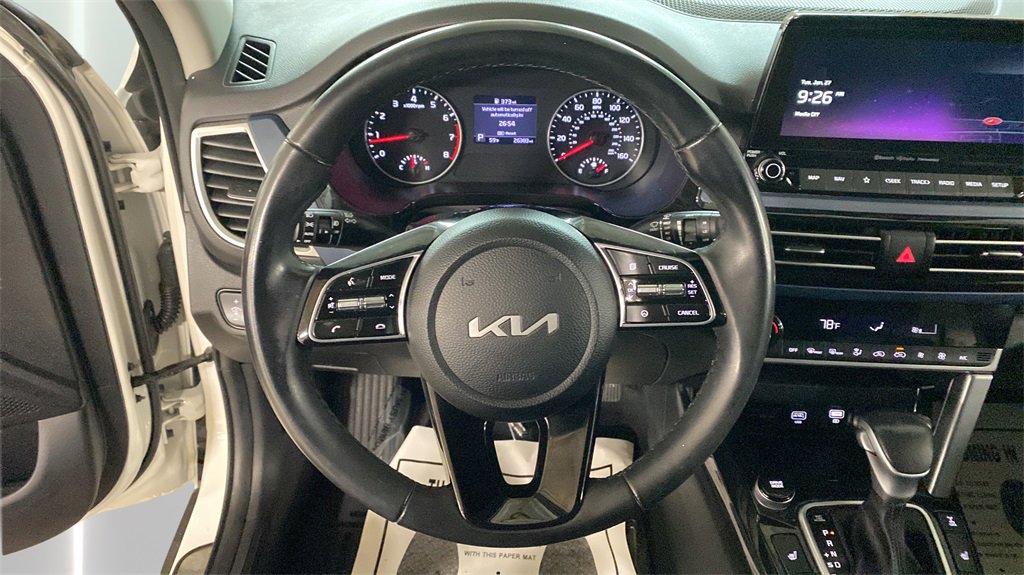 Used 2023 Kia Seltos S w/ Navigation Package image 21