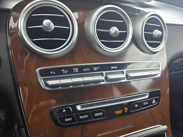 Used 2018 Mercedes-Benz GLC 300 4MATIC image 30