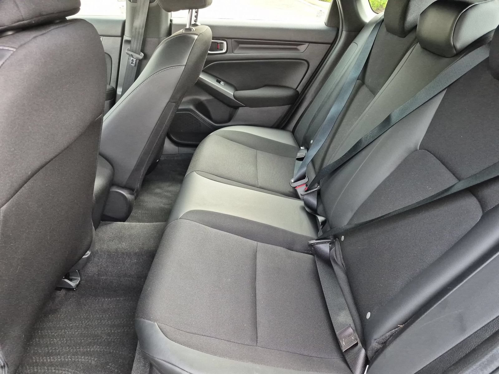 Used 2024 Honda Civic Sport image 28