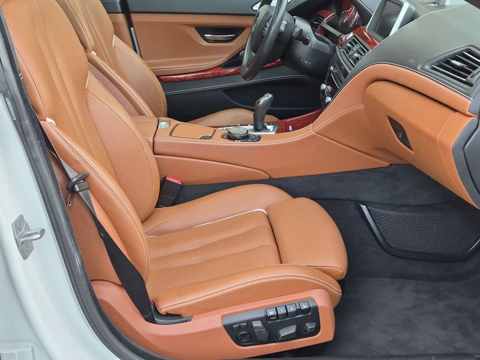 Used 2015 BMW ALPINA B6 xDrive Gran Coupe AWD/4WD image 24