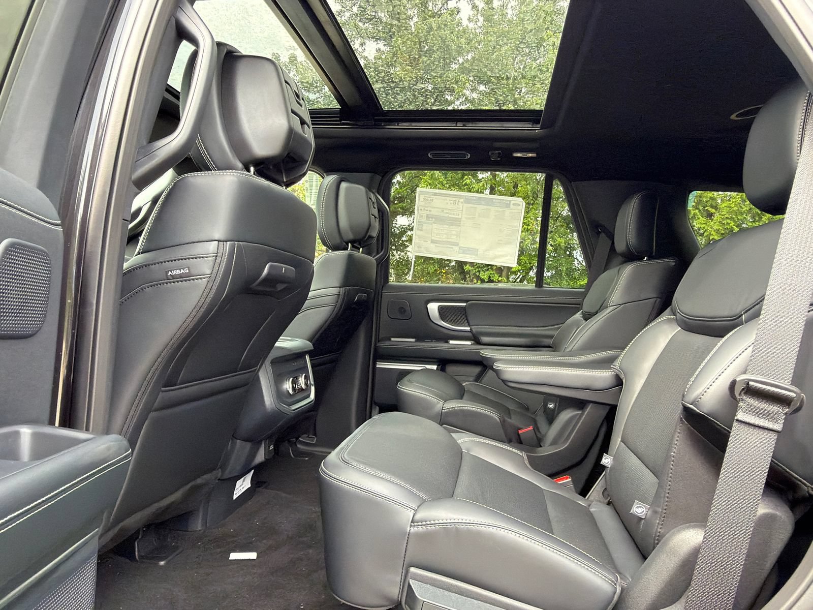 New 2027 Ford Expedition Platinum w/ Stealth Performance Package AWD/4WD image 20