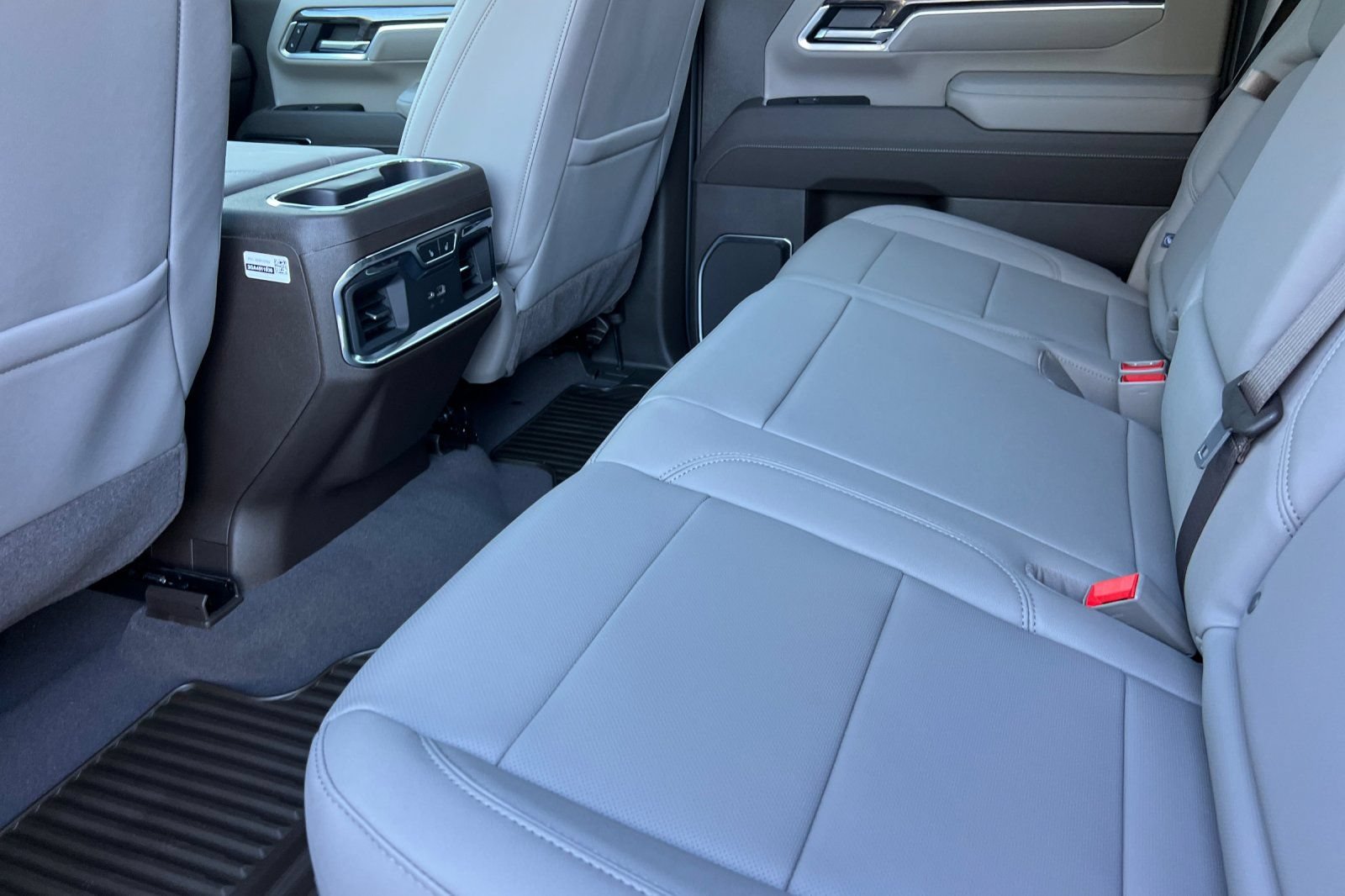 New 2026 Chevrolet Silverado 2500 LTZ w/ LTZ Premium Package AWD/4WD image 12