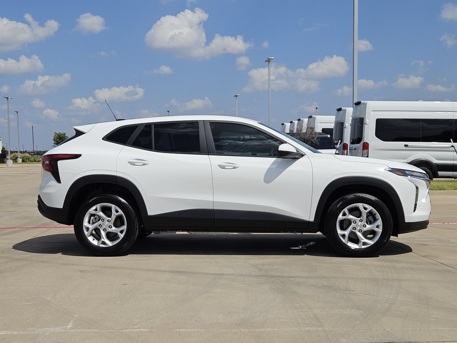 New 2026 Chevrolet Trax LS w/ LS Convenience Package FWD image 7
