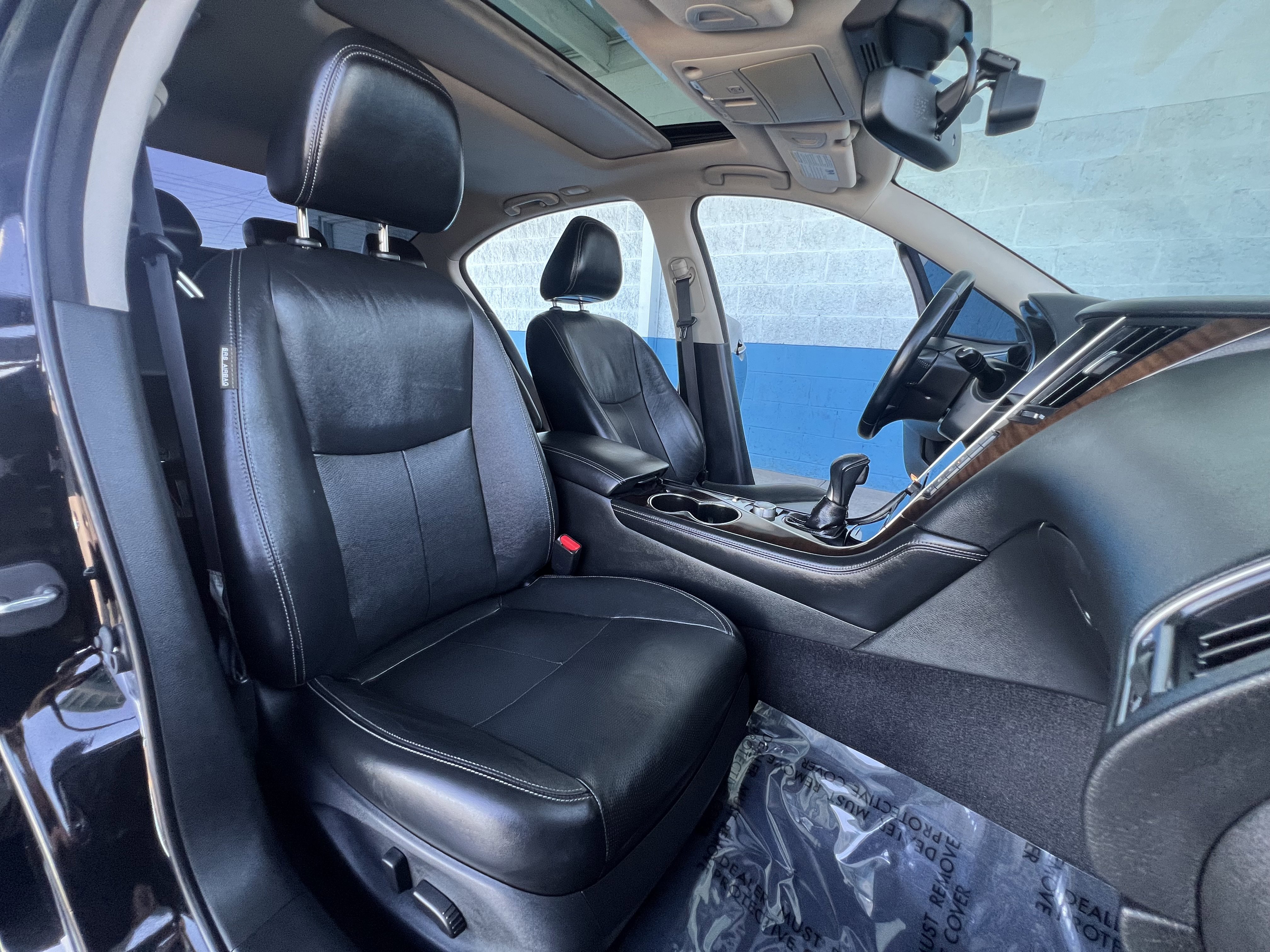 Used 2015 INFINITI Q50 Premium w/ Technology Package RWD image 18
