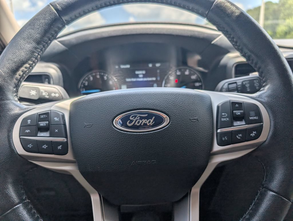 Used 2022 Ford Explorer Limited AWD/4WD image 21