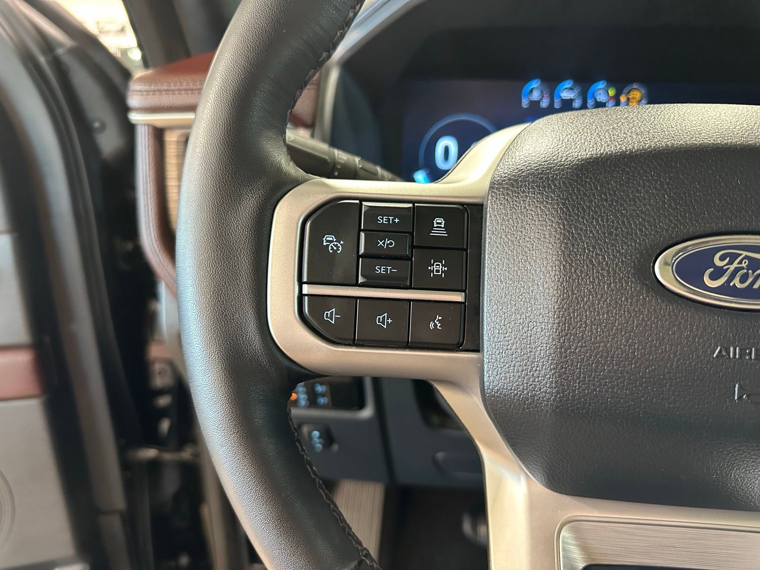 Used 2024 Ford Expedition Max Limited RWD image 17