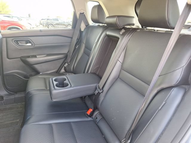 Certified 2023 Nissan Rogue SV w/ SV Premium B Package FWD image 15