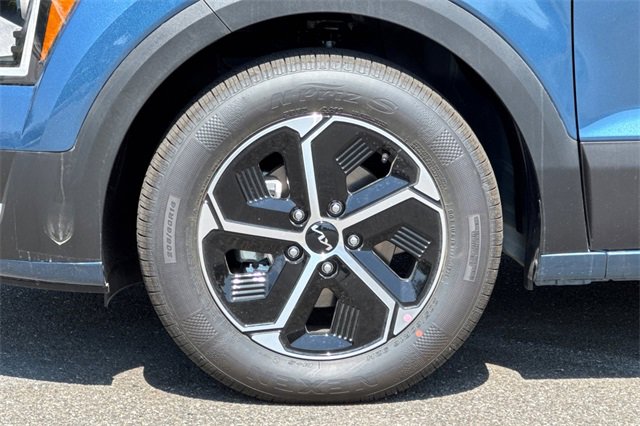 New 2025 Kia Niro EX image 35