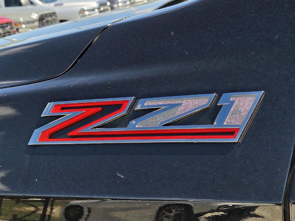 Used 2025 Chevrolet Tahoe Z71 AWD/4WD image 46