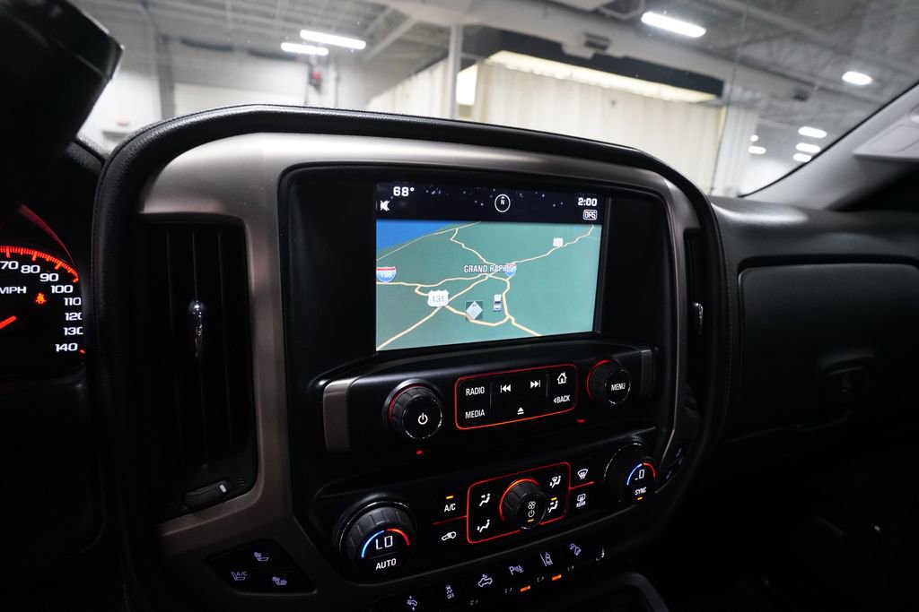 Used 2015 GMC Sierra 1500 Denali w/ Driver Alert Package AWD/4WD image 6